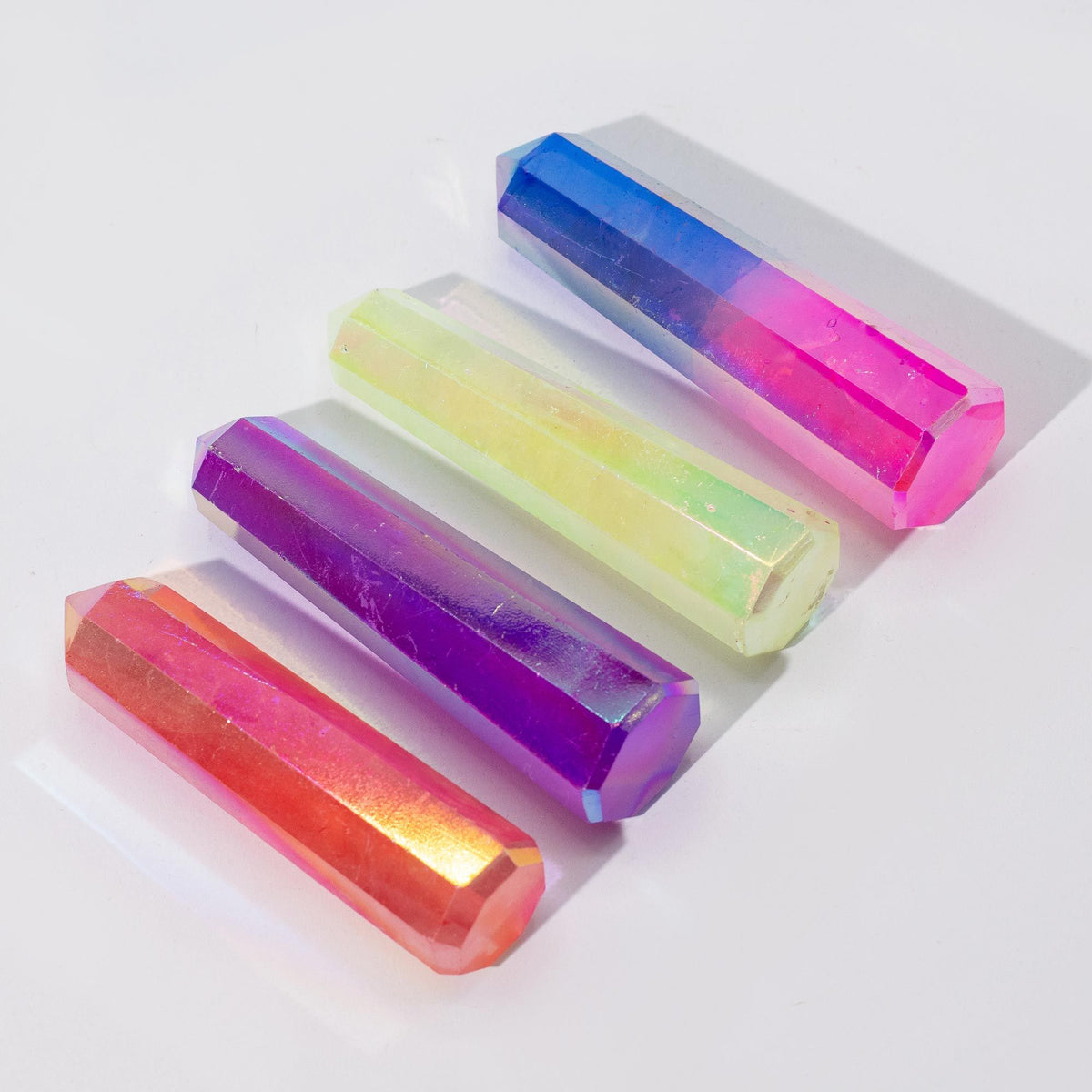 Edelstein-Obelisk ca. 9 cm – Aurora Quarz Violett