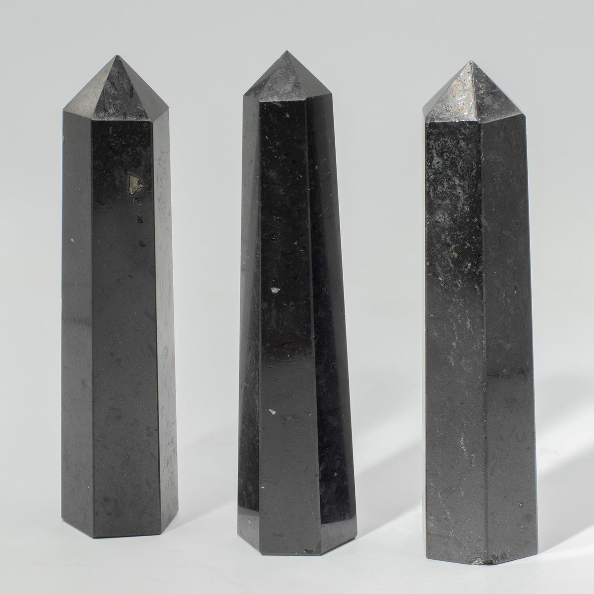 Sechsseitiger Edelstein-Obelisk ca. 17 cm – Schwarzer Turmalin