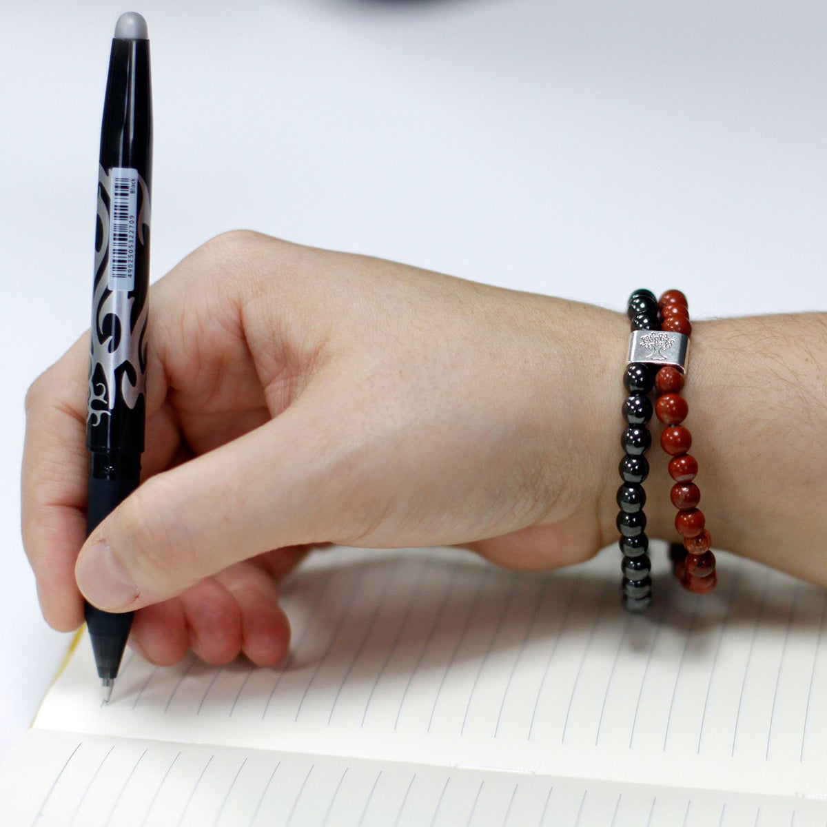 Magnetisches Redstone-Armband – Edelsteinperlen
