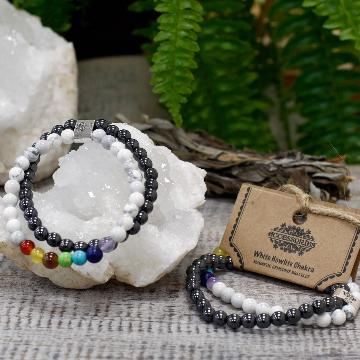Magnetisches Howlith-Armband – Weiß mit Chakra-Akzent
